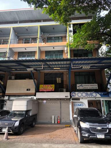 ขายโฮมออฟฟิศ 4 ชั้น 400 ตรม. ซอย 20 มิถุนา พร้อมเฟอร์ ใกล้ MRTสุท