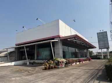 BH3860 ให้เช่าโชว์รูมพร้อมโกดัง 2,250 ตร.ม. ติดถนนเพชรเกษม กม.27.