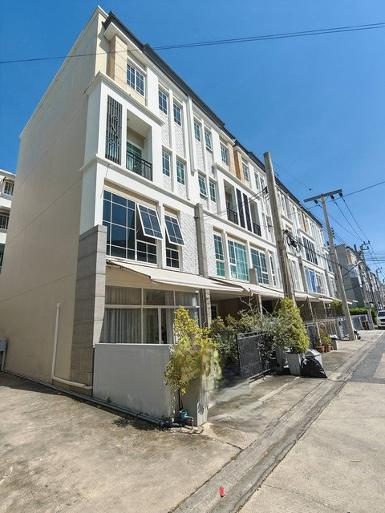 P1828 ให้เช่า ทาวน์โฮม The Master @BTS Udomsuk