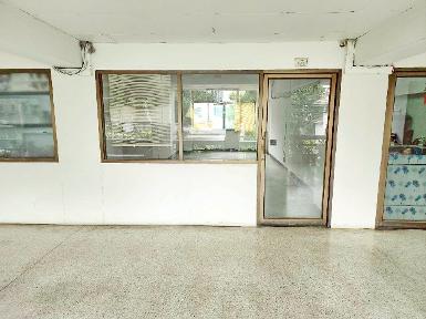  ออฟฟิศประเทศไทย ติดรถไฟฟ้า MRTสุทธิสาร 900ม.32 ตร.ม. ถูกที่สุด