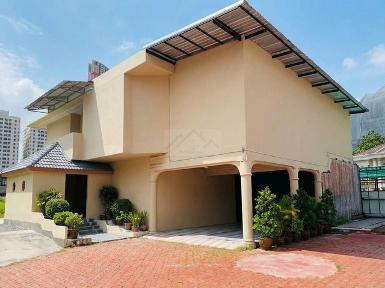 ให้เช่าบ้านเดี่ยวย่านพญาไทแปลงใหญ่ 307 ตรว. อินทามระ 3 จอดรถได้ 1