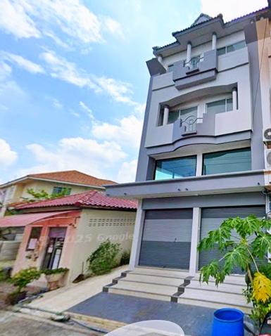 บิ๊กซี เคหะร่มเกล้า 500 ม. ลาดกระบัง ให้เช่าอาคารใหญ่ 2 คูหา