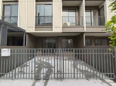 ให้เช่าและขายทาวน์โฮม 3 ชั้น เฌอคูน สุขุมวิท 77 