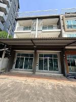 ให้เช่าอาคารพาณิชย์ 3 ชั้น 2 คูหา โครงการเสนา อเวนิว บางกะดี ติวา
