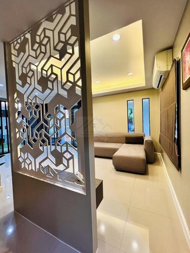 P1986 ให้เช่า ขายบ้านเดี่ยว 2 ชั้นสไตล์รีสอร์ต หมู่บ้านมณียา เลีย