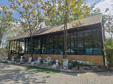 ขายที่ดินผืนใหญ่ 12-1-45 ไร่ พร้อมกิจการคาเฟ่