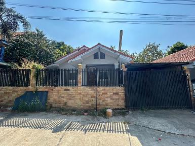  ขาย บ้านเดี่ยวนอกโครงการบางละมุง ถนน บุญสัมพันธ์ 