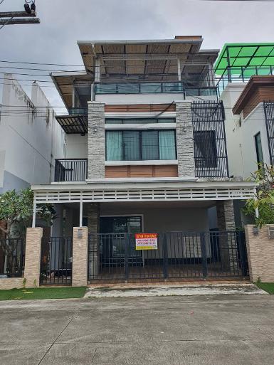  ขายบ้านเดี่ยว 3 ชั้นพร้อมดาดฟ้า รับลมทะเล ชะอำ