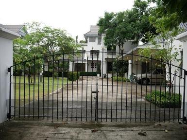 ให้เช่าบ้าน 3ชั้น หลังใหญ่ 200ตรว.นวธานี เสรีไทย59 เกษตร-นวมินทร์