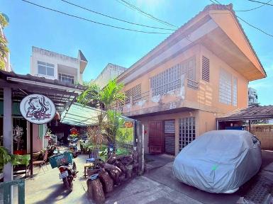 บ้านเดี่ยว สุขุมวิทซอย 49/14 แขวงคลองตันเหนือ เขตวัฒนา กรุงเทพมหา