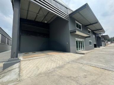 ให้เช่าโรงงานศรีราชาชลบุรี 600 ตารางเมตร