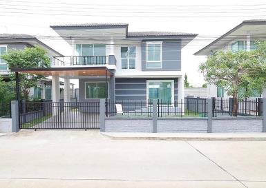 4 นอน ถ.เลียบคลอง3 เพียวเพลส รังสิต บ้าน 2 ชั้นหลังมุม