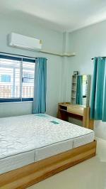 พร้อมเฟอร์ฯ 40 ตร.วา. ถ.สุขุมวิท ต.เนินพระ  ให้เช่าบ้าน 3นอน เซนต