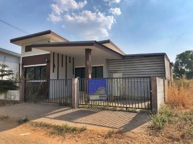 ขายบ้านเดี่ยว 1 ชั้น ถนนสายบ้านหนองตาคง-อุตสหกรรมสุรนารี 