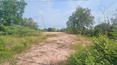 ให้เช่าที่ดินสวย ติดถนนศรีนาวา อ.เมือง จ.นครนายก