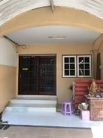 ให้เช่าทาวน์โฮม 3 ชั้น 20 ตร.ว. ซอยลาดพร้าว 29 ใกล้ MRT ลาดพร้าว