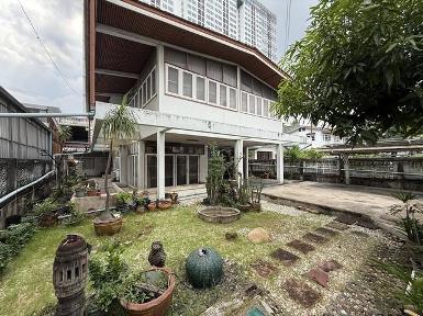 ให้เช่าบ้านเดี่ยว 2 ชั้น 100 ตรว. รามคำแหง 87 แยกลำสาลี 