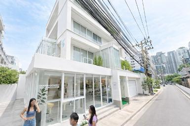 MRT ห้วยขวาง 340ม.อาคารพาณิชย์ให้เช่า ชั้น2 อ 100 ตร.ม.รัชดา10-18