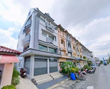 บิ๊กซี เคหะร่มเกล้า 500 ม.ลาดกระบัง รร.ร่วมฤดี 490ต2 คูหา 3ชั้น 