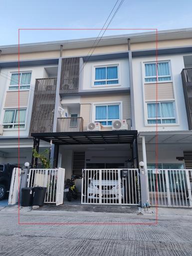 BH3875 ให้เช่าทาวน์โฮม 3 ชั้น The Rich Biz Home ลาซาล บางนา
