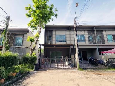 ขายทาวน์เฮ้าส์ หมู่บ้านพฤกษาไลท์ ล็อกซ์ รัตนาธิเบศร์ ซอยวัดเสาธง