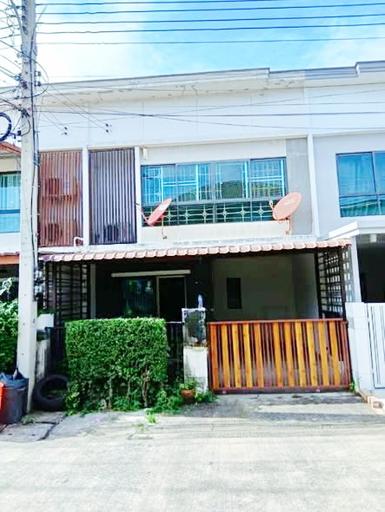 ให้เช่าทาวน์เฮาส์ 2 ชั้น ทำเลบรมราชชนนี สาย ม.มหิดล ศาลายา 900 ม