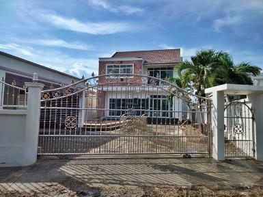 ขายบ้านเดี่ยว 2 ชั้น ถนนเพชรเกษม หัวหิน จังหวัดประจวบคีรีขันธ์