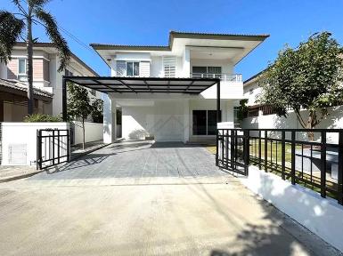 ให้เช่าบ้านหลังมุม 60 ตรว 3 นอน สราญสิริ รามอินทรา2 ใกล้ซาฟารีเวิ