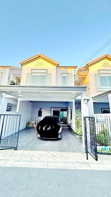 สุขุมวิท บางแสน ทำเลสงบ แหลมทองบางแสน 3.3 กม.ให้เช่าบ้านทาวน์โฮม 