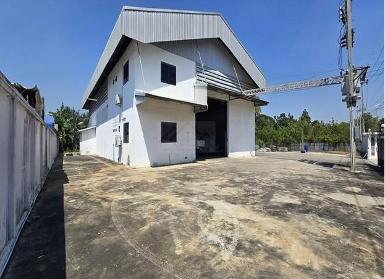 ให้เช่าโกดัง คลังสินค้า โรงงาน 1.5 ไร่ ถนนสุวินทวงศ์ 