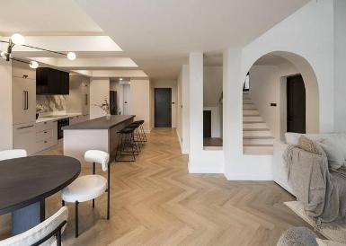 ขายหรือให้เช่าบ้านเดี่ยว 3 ชั้นหลังมุม ซอยสุขุมวิท71 ย่านปรีดีพนม