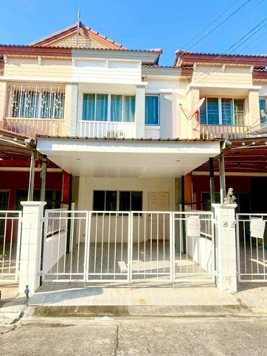 ตลาดไท 2.5 กม. ตลาดไอยรา 2.8 กม. ม.กรุงเทพ 2 กม. 2 นอน 2 น้ำ 