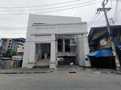 ขาย สำนักงาน ถนนมหาดไทยบำรุง ตาก ราคาโปรโมชั่น 