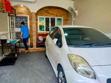 ให้เช่าบ้าน ซอยนวลจันทร์ หมู่บ้านเสนา 88 ติดต่อคุณโบว0837824962