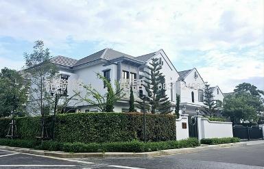 เช่า บ้านหรู2ชั้น Nantawan พระราม9 โครงการใหม่ ใกล้วงแหวนกาญจนาภิ