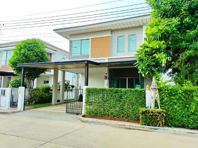 โรบินสัน สุวรรณภูมิ ลาดกระบัง 100ม. วิลล่า บ้าน 2ชั้น 3นอน สุขุมว