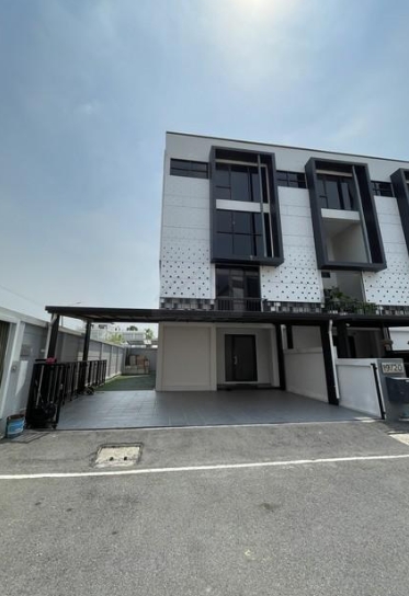 ให้เช่าโฮมออฟฟิศ 4 ชั้น The Harmoney รามอินทรา62 