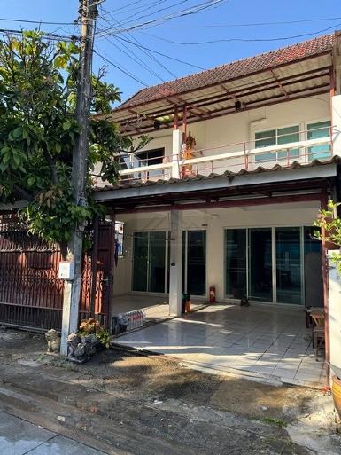 ให้เช่าทาวเฮ้าส์ 2 ชั้น 2หลัง (ทะลุกัน) 4นอน รามอินทรา 34 ติดเลีย