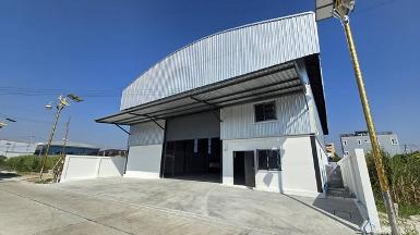 ให้เช่าโกดังพร้อมออฟฟิศ ลาดกระบัง14 แยก13 ขนาด520ตรม. 