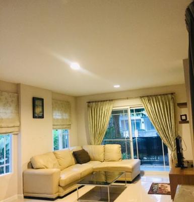 ให้เช่าบ้านเดี่ยวมัณฑนาถ.กรุงเทพกรีฑามี4นอน3น้ำแอร์เฟอร์ครบเช่า55