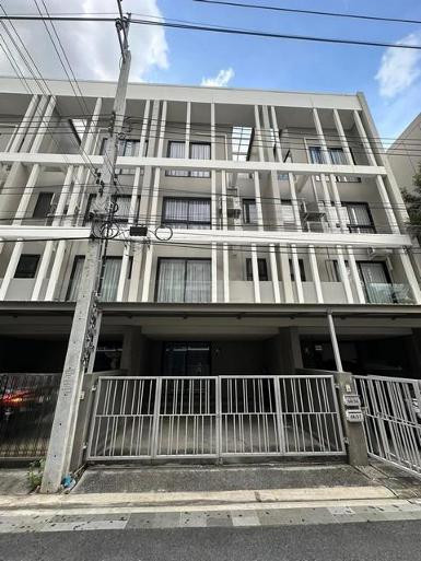 ให้เช่าทาวน์โฮม 4 ชั้น วาย เรซิเดนท์ สุขุมวิท 113 ใกล้ BTS สำโรง