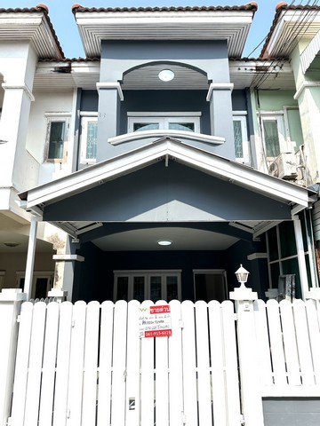 ทาวน์เฮ้าส์ 2 ชั้น 16 ตร.ว. หมู่บ้านศิริวรรณ-ชวนชม บางบัวทอง 