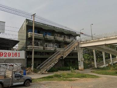 ขายที่ดินพร้อมอาคาร 3 ชั้น (4 ห้อง)อ.สีคิ้ว จ.นครราชสีมา เพียง 4.