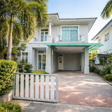 พร้อมเฟอร์ฯ 60ต เพลินนารี่ มอลล์ เช่าบ้าน 2 ชั้นสวย ตลาดถนอมมิตร 