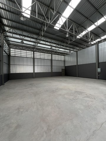 ให้เช่าโกดังย่านประชาอุทิศ 90 พระสมุทรเจดีย์ ใกล้ถนนสุขสวัสดิ์