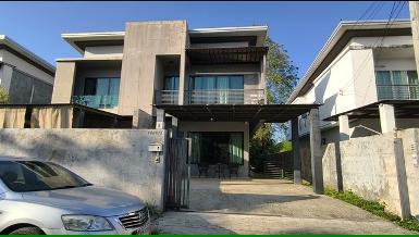 ขายบ้านแฝด 2 ชั้น ลานนาวิลล์ ใกล้มีโชคพลาซ่า เพียง 3.7 ล้าน