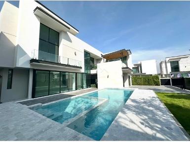 ขายบ้านเดี่ยว Pool Villa หลังมุม 182 ตรว. The Master เอกมัย รามอิ