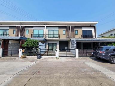 ขายทาวน์เฮ้าส์ หมู่บ้านเดอะคอนเนค 41 แจ้งวัฒนะ-ติวานนท์ นนทบุรี