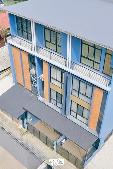 เซ็นทรัลแจ้งวัฒนะ 1.6 MRT เมืองทองธานี 900 ม.ทาวน์โฮม 3.5 ชั้น 