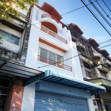 BTS คูคต 1.9กม.ให้เช่าราคาถูก อาคารพาณิชย์ 4.5 ชั้น เซียร์ รังสิ